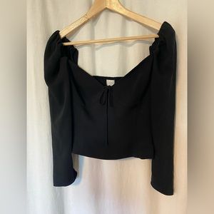 Aritzia novella longsleeve black size 10
